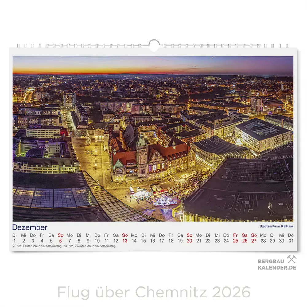 Chemnitz Kalender 2026 - Flug über Chemnitz - Monat Dezember - Weihnachtsmarkt und neues Rathaus