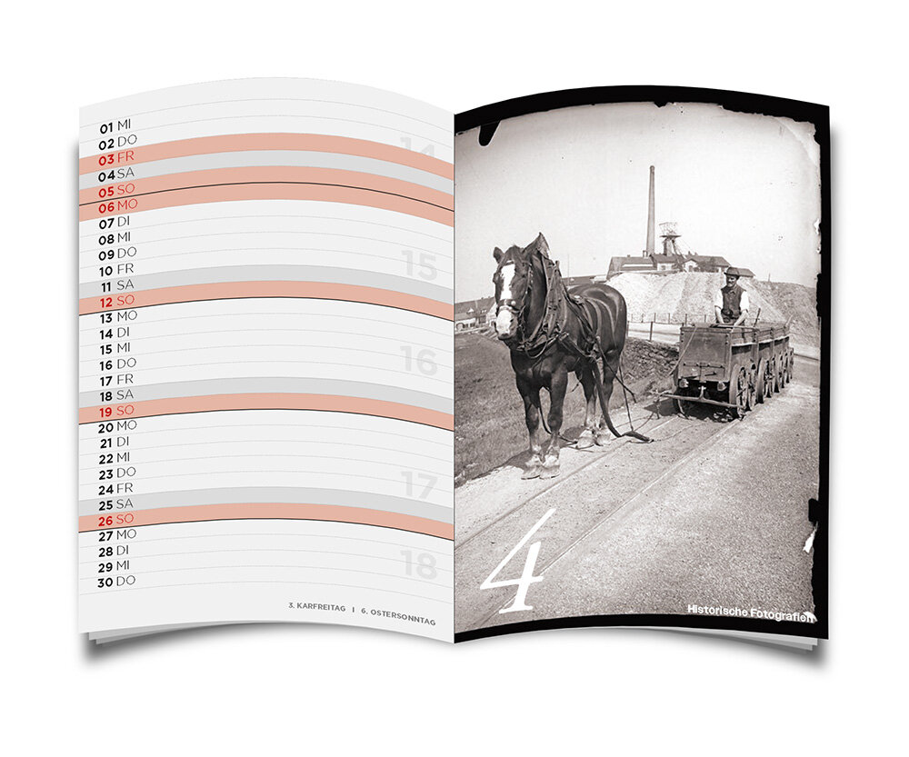 Innenseite MINI Bergbaukalender 2026 - April - Abbildung Historische Fotografien
